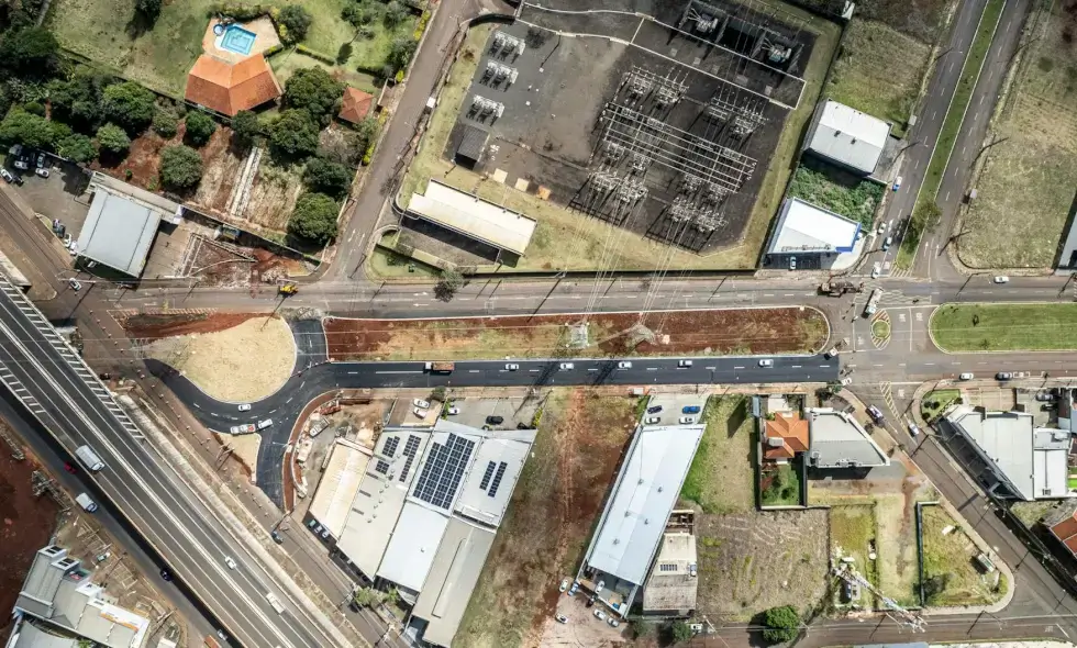 The longest route running exclusively on motorways and expressways