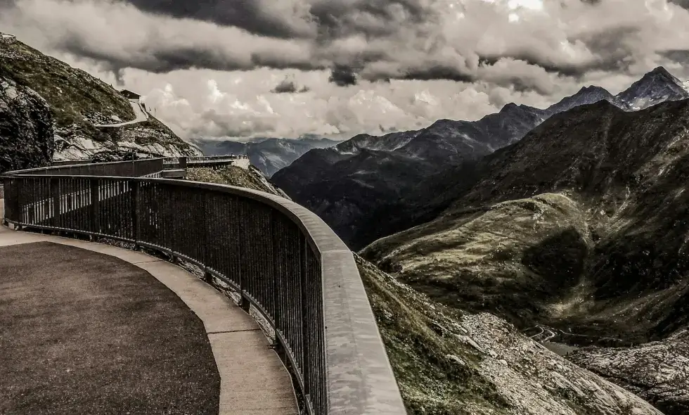 Autostrady w Austrii: Jak zdobyć winietę do poruszania się po drogach?